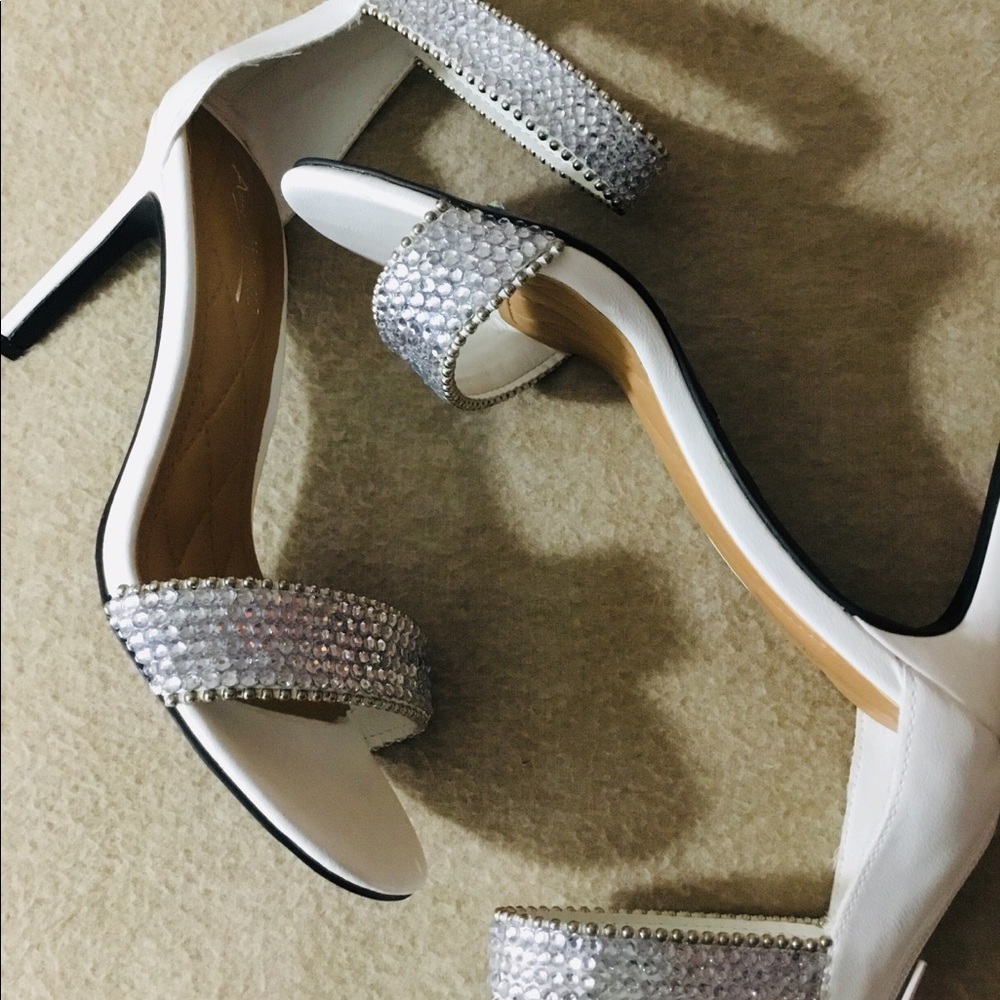 🔴 Custom Blinged Sandals - Picture 5 of 5
